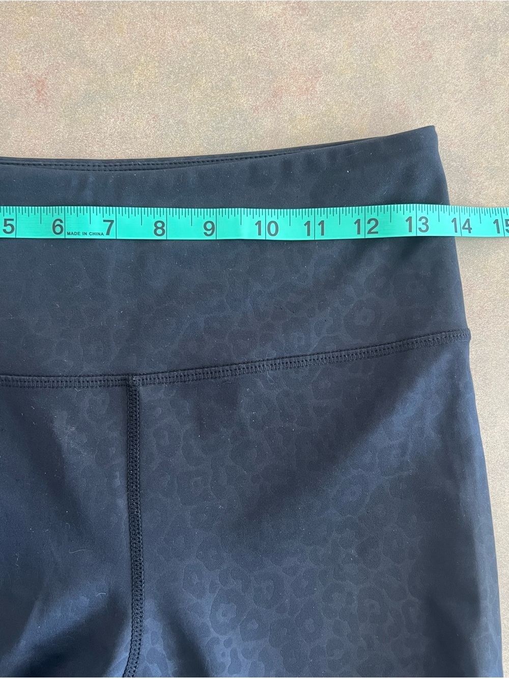 Zyia Active Light & Tight Leopard Hi-Rise Leggings 28” EUC Size 6–8 - Picture 9 of 9